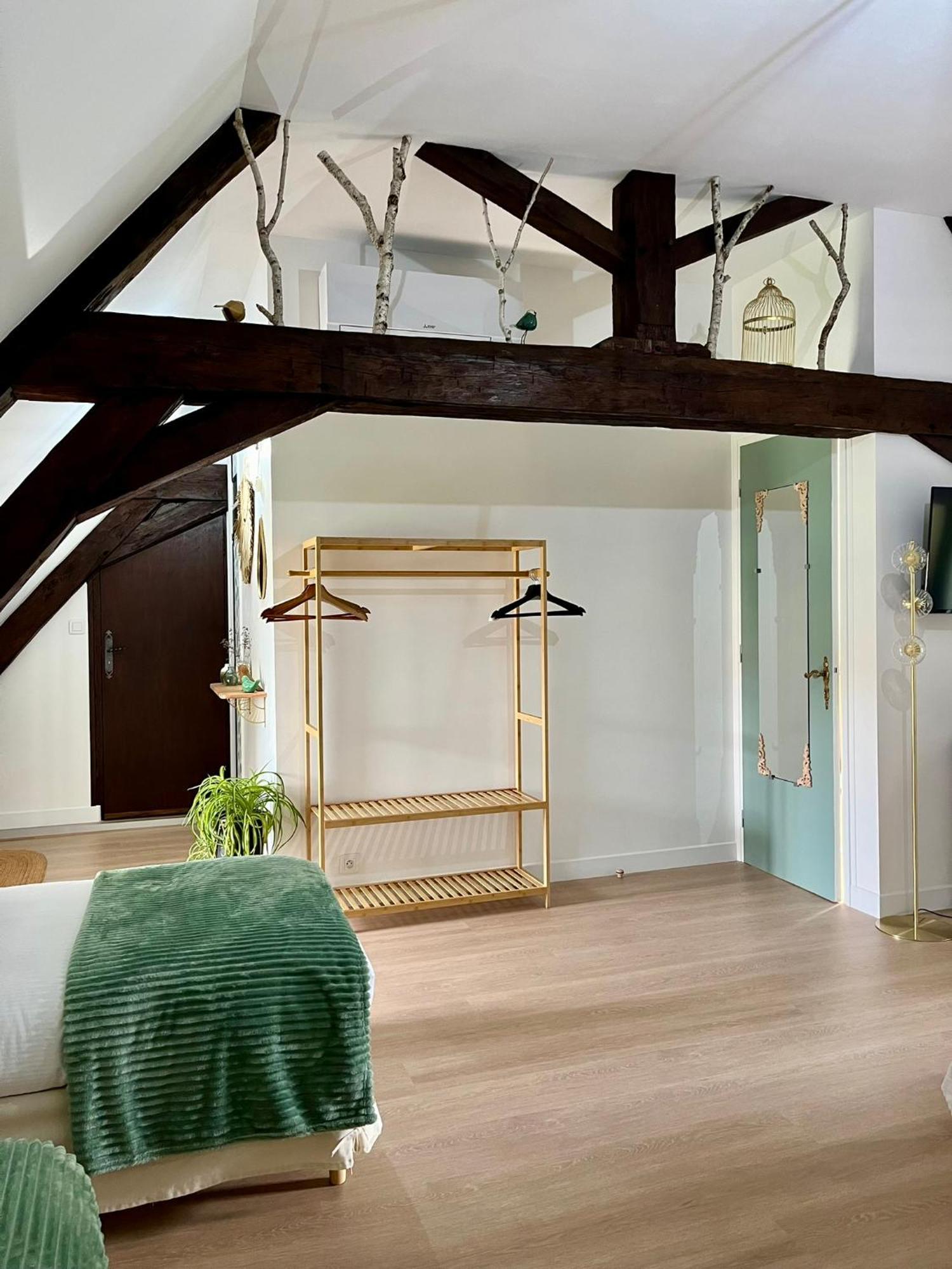 O2 Tours Bed and Breakfast Ourouer-les-Bourdelins Buitenkant foto
